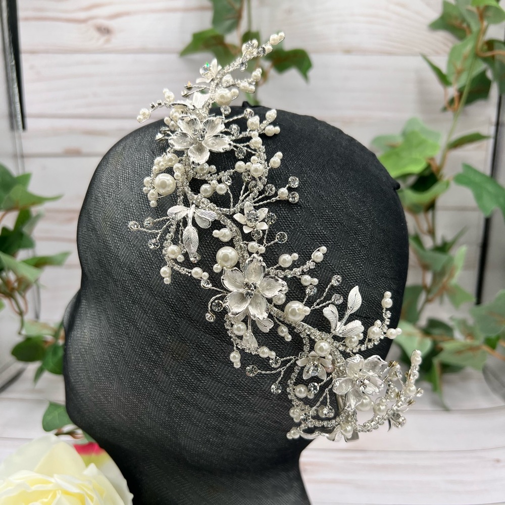 Gorgeous Bridal Hairpiece Hair clip